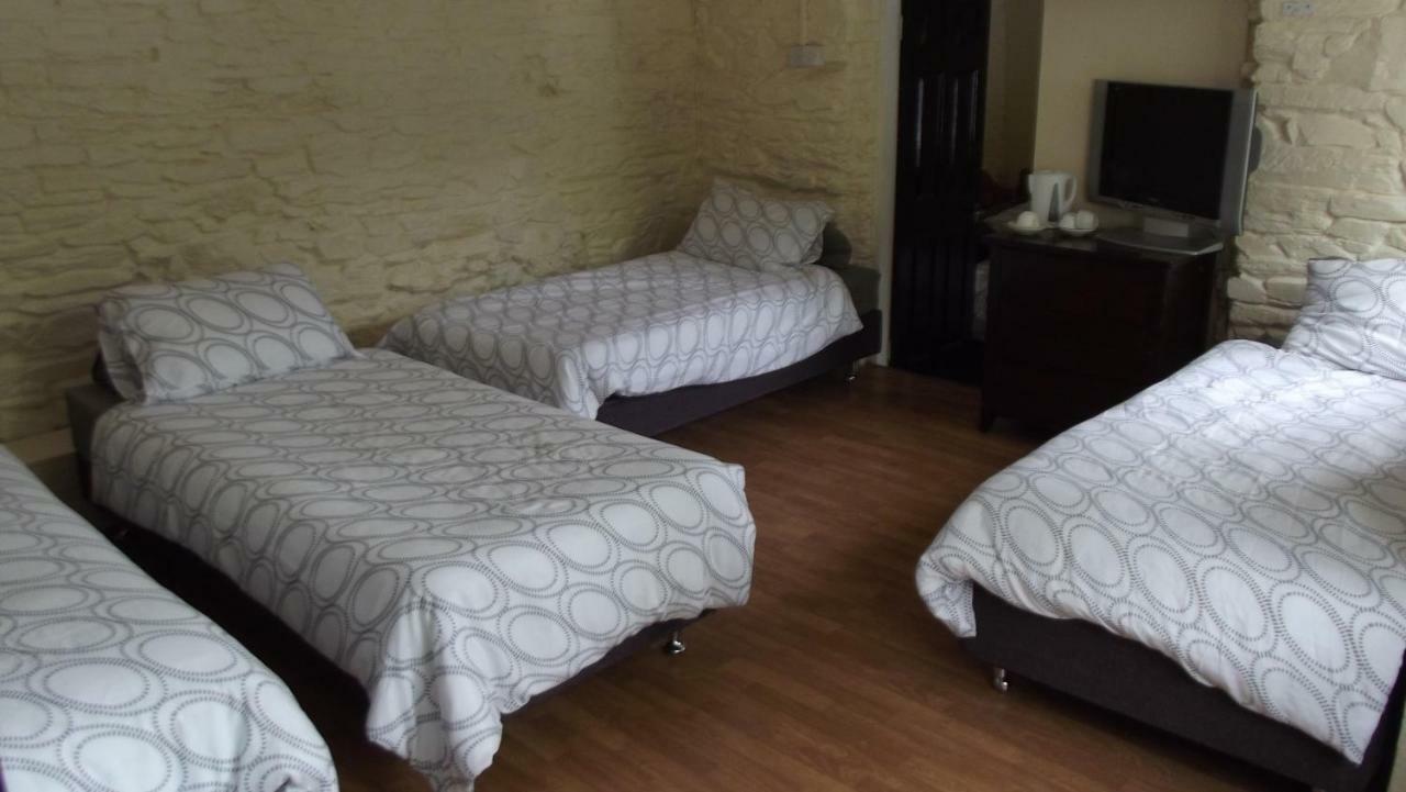 White Hart Inn Бодмин Екстериор снимка