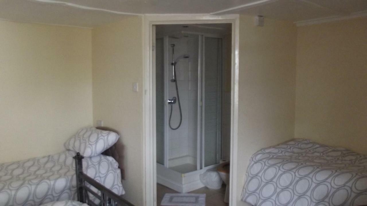 White Hart Inn Бодмин Екстериор снимка