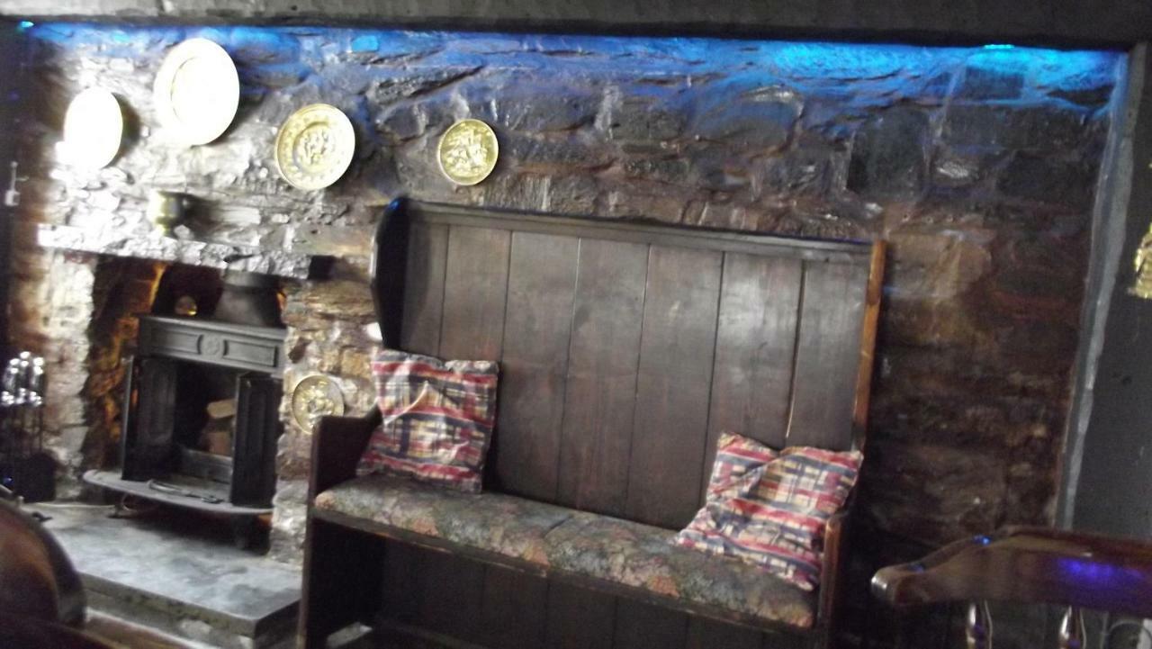 White Hart Inn Бодмин Екстериор снимка
